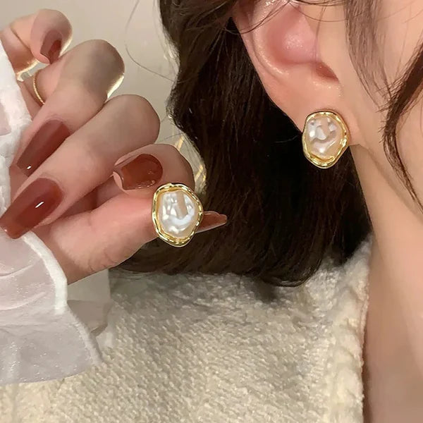 Carmen™ | Elegant Pearl Earrings