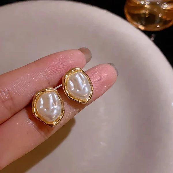 Carmen™ | Elegant Pearl Earrings