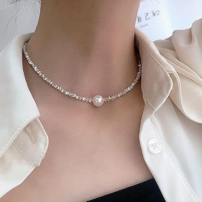 Nieuwe korte parelketting voor dames