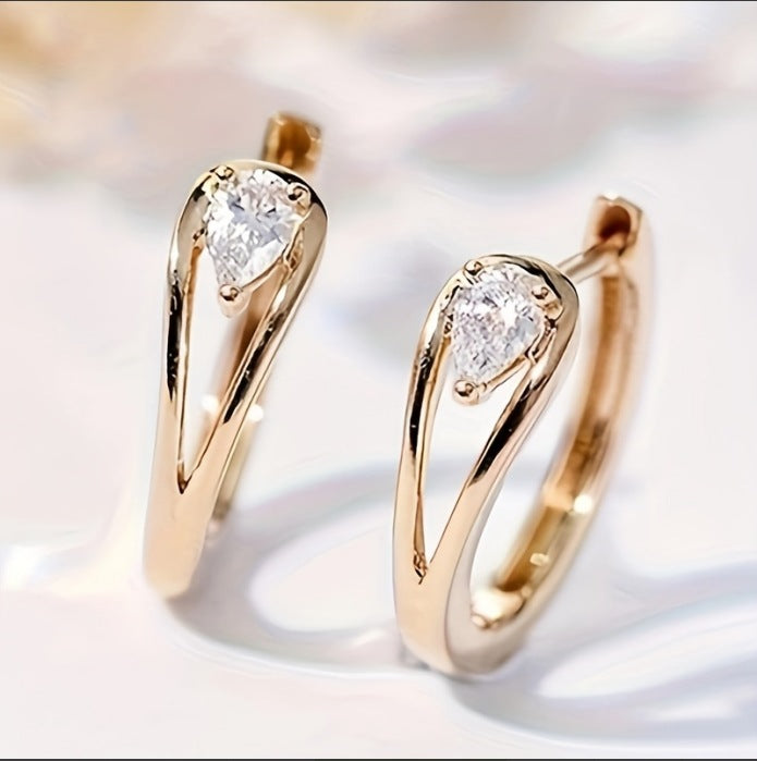 Exquisite earrings with zirconia and gold-colored drops | Gold