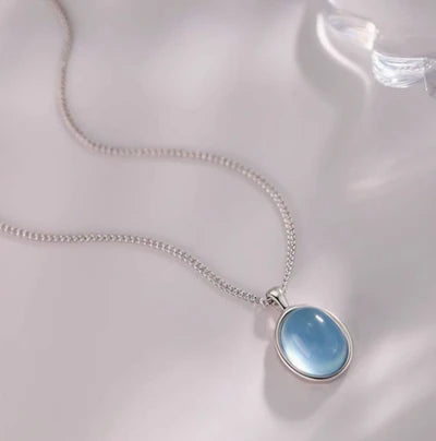 Antique white opal necklace | White gold