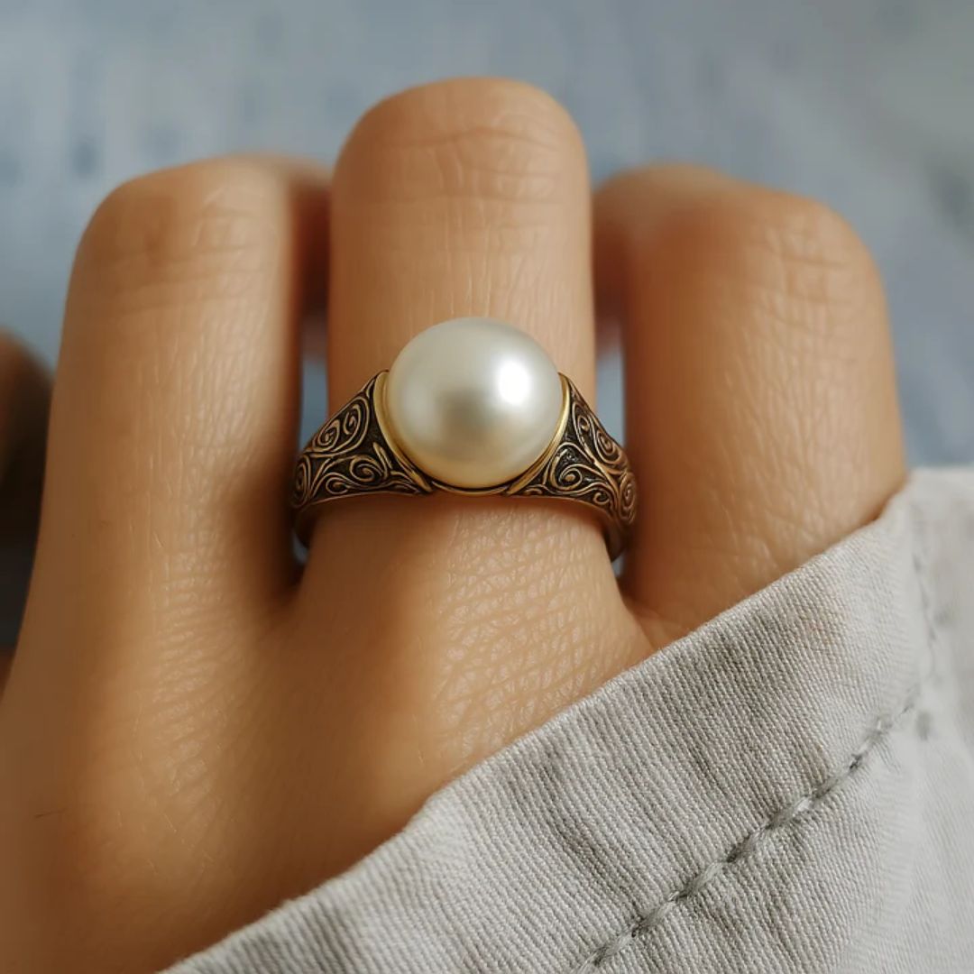 Vintage Golden Pearl Ring